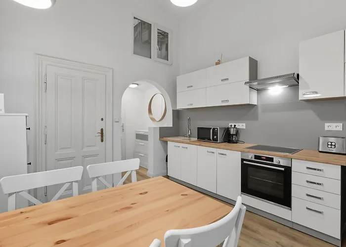 Prezidentský V Srdci Bratislavy *